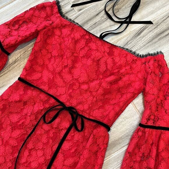 Alexis Red Lace Strapless Dress With Sleeves Small - Picture 8 of 11